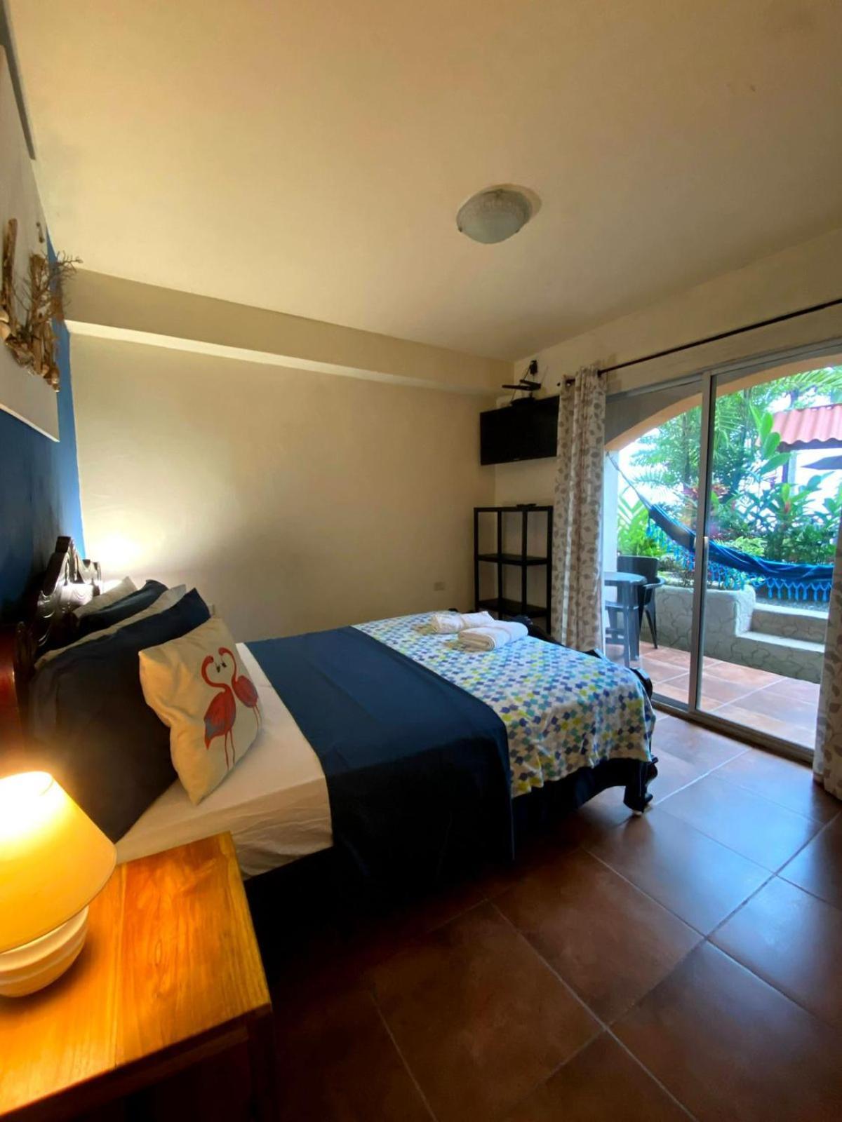 Hotel Y Restaurante Mama Ines Санта-Каталина Экстерьер фото