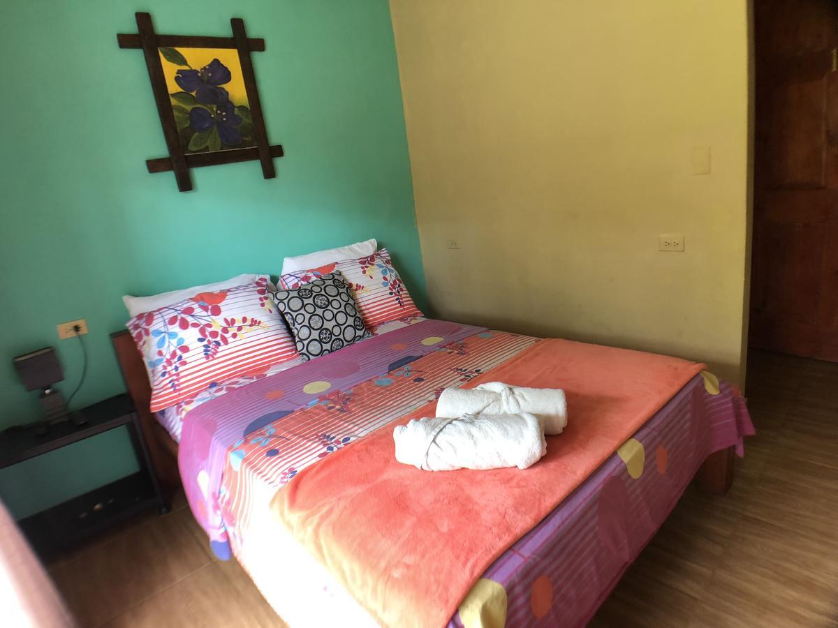 Hotel Y Restaurante Mama Ines Санта-Каталина Экстерьер фото