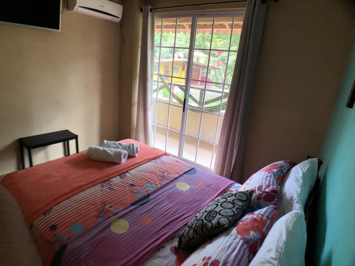 Hotel Y Restaurante Mama Ines Санта-Каталина Экстерьер фото